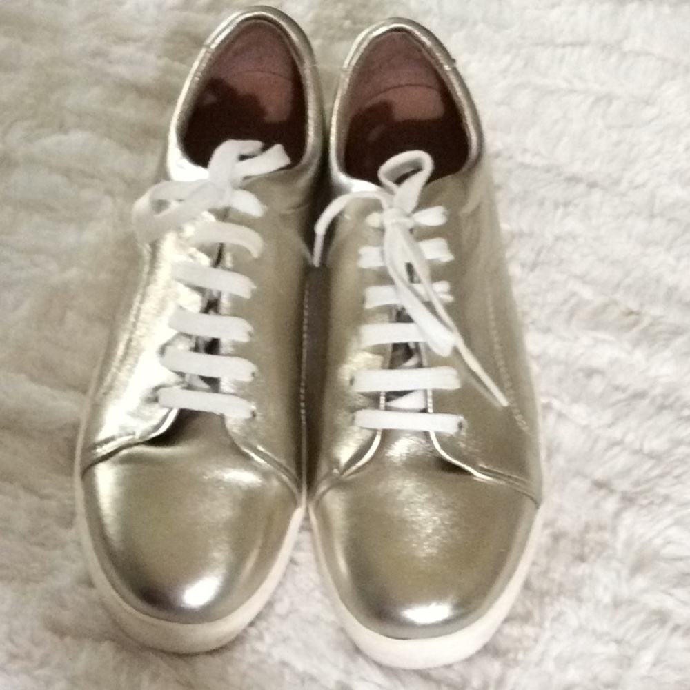 JJill gold tennis shoes size 9